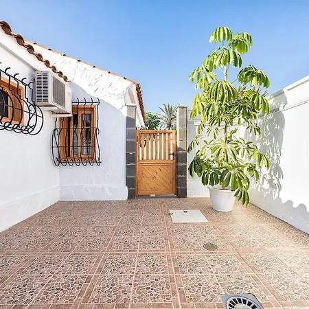 Arcos 78 בית נופש *